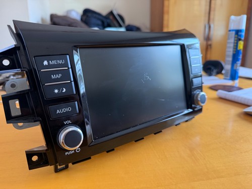 Nissan navara d23 np300 - nissan,