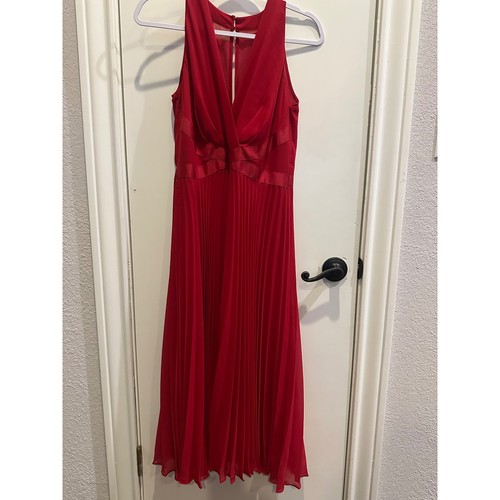 White house black market red - black,