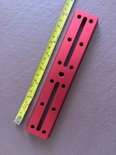 Vixen Dovetail Bar 22cm Red