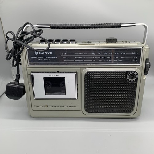 Sanyo m2560 radio and - radio,
