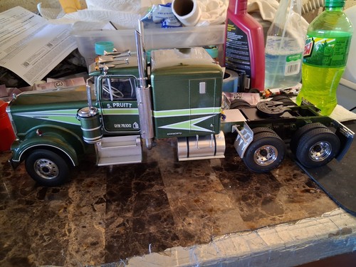 Scale kenworth w - ,
