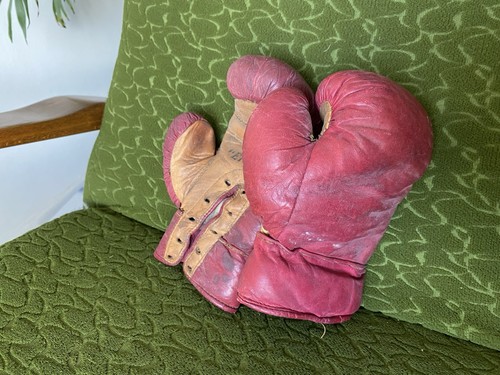 Rare vintage child - child’s, boxing