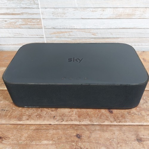 Sky soundbox devialet - by,