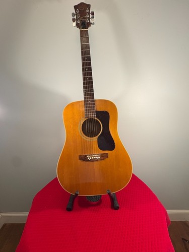 Guild bld 1976 maple - g-37,