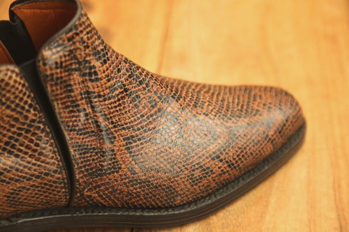 Russell bromley badlands - &,