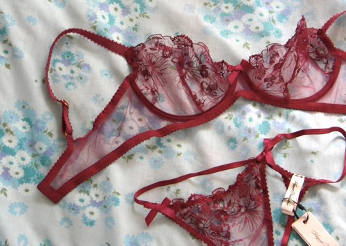 Agent provocateur 36d burgundy - 36d,