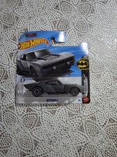 Hot Wheels Batman Batmobile 1