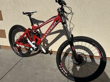 Mondraker Summum DH 10th