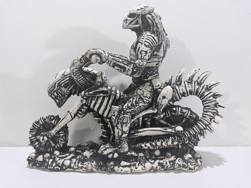 Avp predator riding - avp,