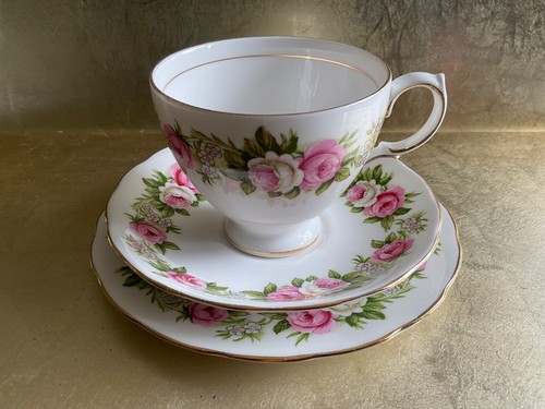Bone china trio colclough - bone,