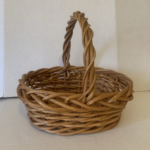 Large oval woven wicker rattan - large,