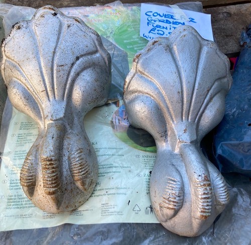 Cast iron claw - 2, feet