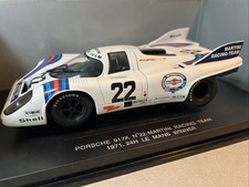 Universal Hobbies 1/18 Diecast