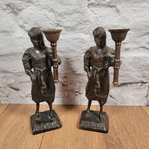 Candlesticks pair - -,