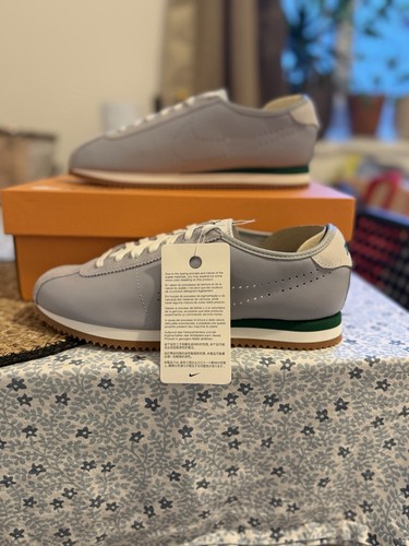 Nike cortez size 5 - nike, brand