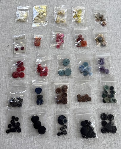 Vintage buttons lot - buttons,