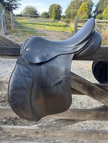 Jeffries falcon saddle 17in - saddle,