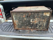 VINTAGE METAL DEED TIN / BOX -