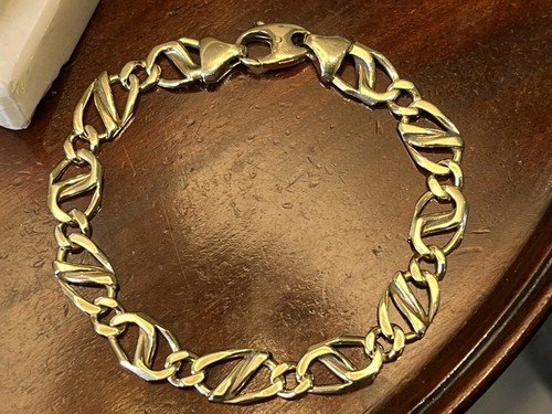 Heavy 9ct gold vintage - heavy,