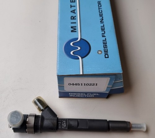 Diesel fuel injector toyota - injector,