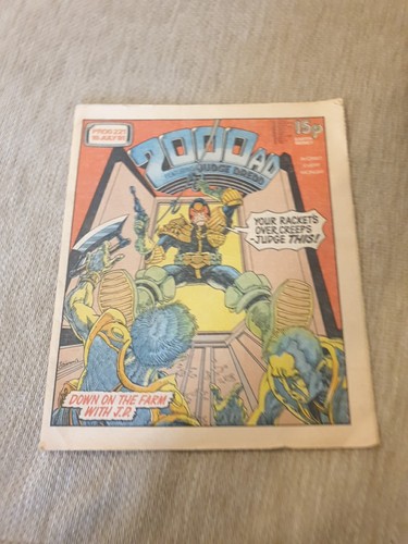 2000ad prog 221 judge dredd - judge,