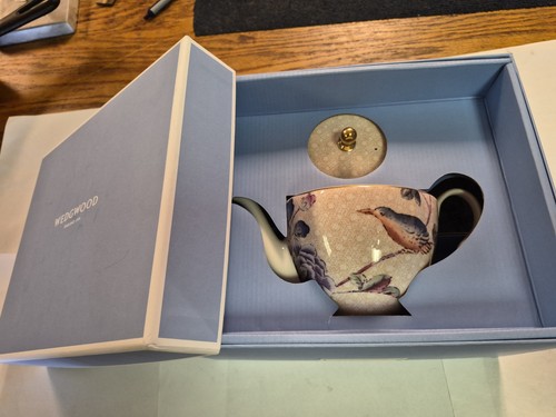 Wedgwood cuckoo tea - wedgwood, story