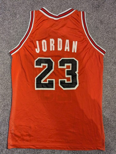 Vintage chicago bulls - chicago, 1990s