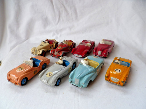 Vintage dinky saloon - x,