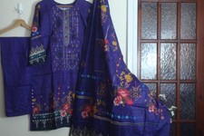 NEW ALISHA embroidered linen