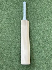 Plain Sachin Tendulkar Profile Pro Grade Cricket Bat - Brand New - 2lb 9oz