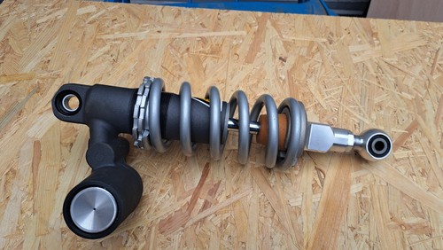 Yamaha yzf1000 rear shock - yamaha,
