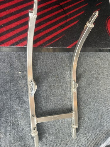 Suzuki rgv250 vj21 cradle - suzuki,