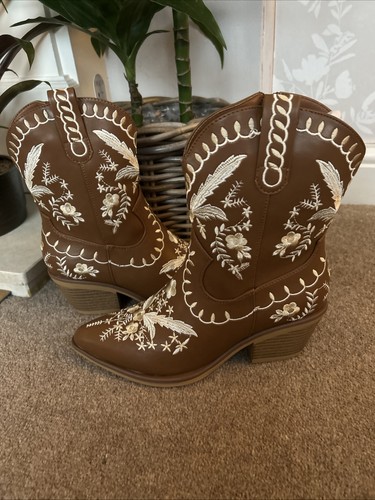 Ladies brown floral midcalf - ladies,