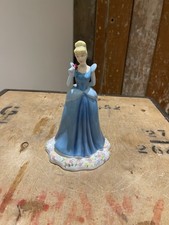 Royal Doulton Cinderella Walt Disney Showcase Princess Collection Figurine
