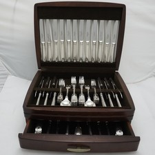 FIDDLE THREAD & SHELL Roberts & Belk Silver Service 84 Piece Canteen of Cutlery