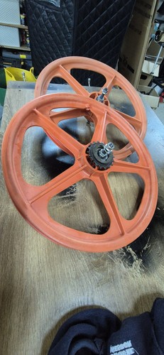 Red skyway bmx tuff wheels - red,