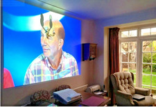 ULTRA SHORT THROW  2 X  HDMI