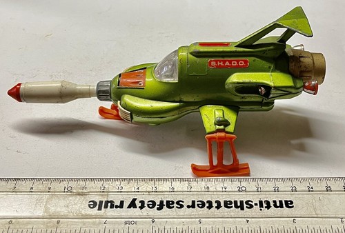 Vintage 1970 ufo - vintage,