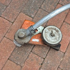 Stihl FCB-KM Lawn Edger Edge