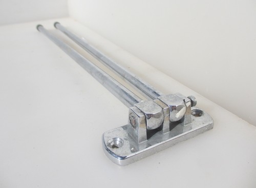 Vintage chromed clothes rail - chromed,