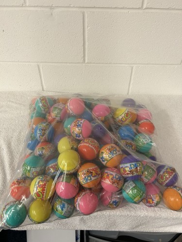Toy filled capsules - 20,
