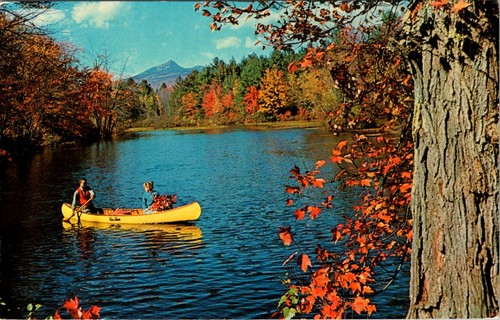 Canoeing autumn day pc - canoeing,