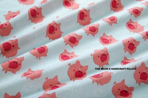 The yard peppa pig - by,