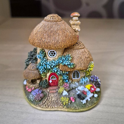 Lillyput lane painted resin - lillyput,
