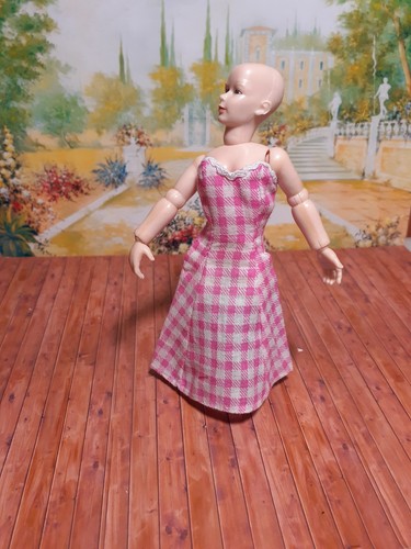 Dolls house dress - 1/12,