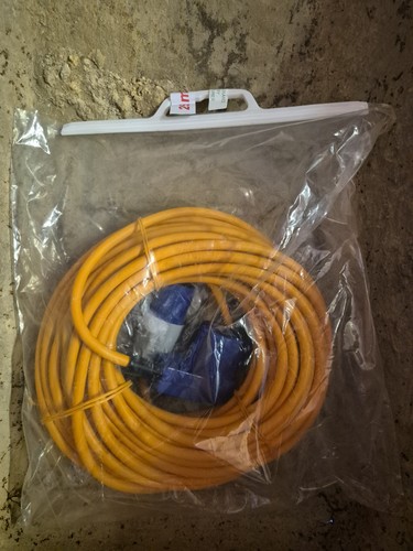 Caravan hook cable boat - caravan, /
