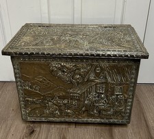 Large Fireside Chest Slipper