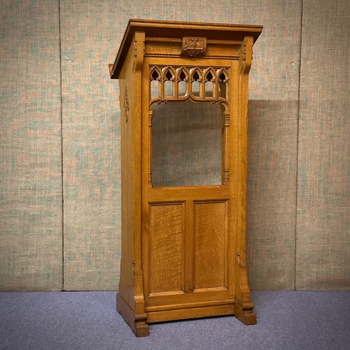 Beautifully gothic carved - gothic, oak