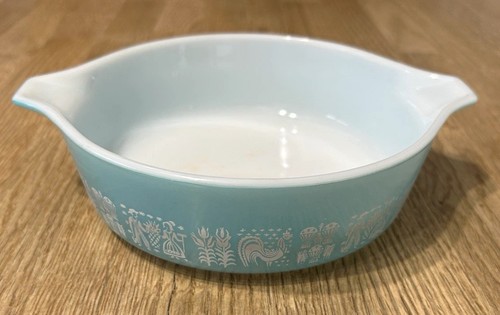 Vintage pyrex amish white - vintage, and