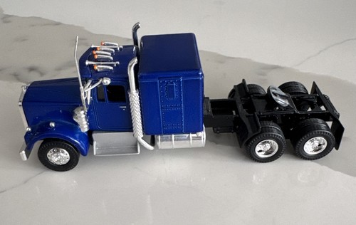 Corgi kenworth w925 - kenworth, model